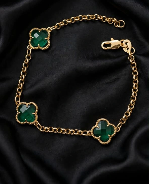 Pulsera Oro Trébol Verde, vista de la pieza completa