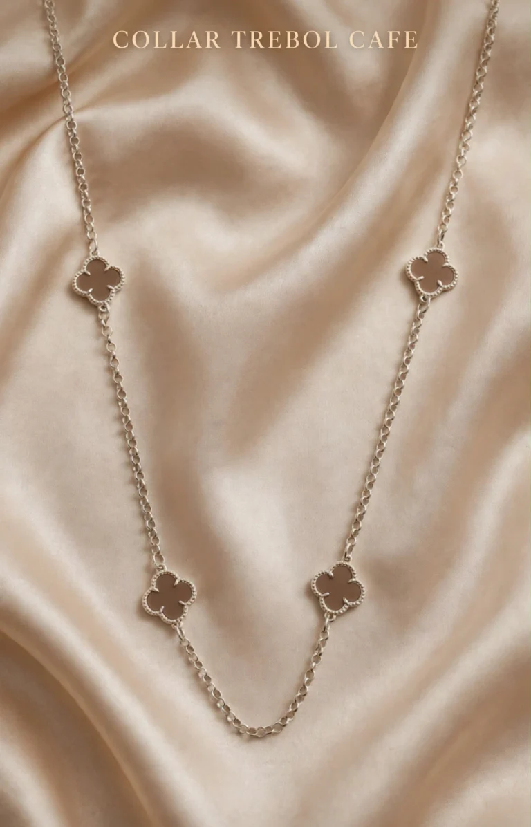 Collar Trébol Café de Plata, vista de la pieza completa